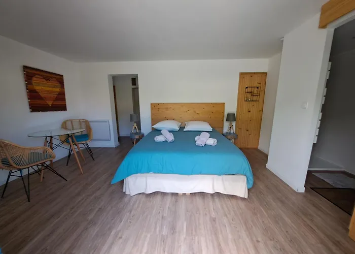 Hossegor - 4 Etoiles, 6 - 5 Salles De Bains - Piscine Chauffee 5 Mn Des Plages Villa *